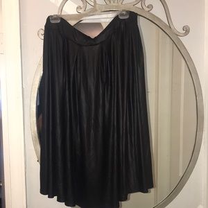 Women’s Plus 3x MiDi Faux Leather skirt